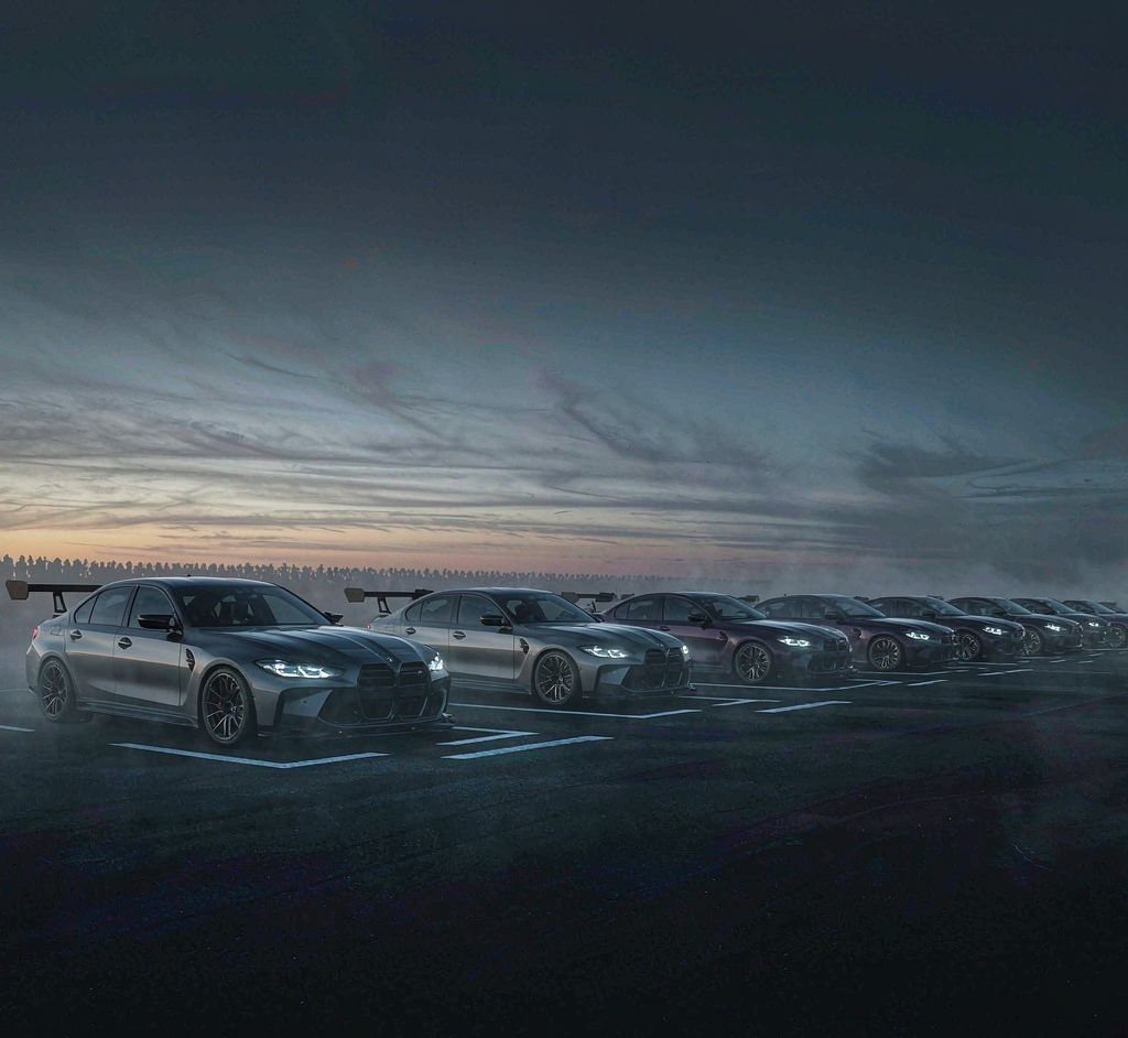Starting grid at dawn